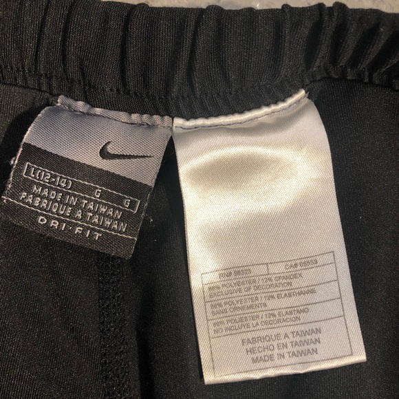 Nike Dri Fit Skort - Picture 5 of 5